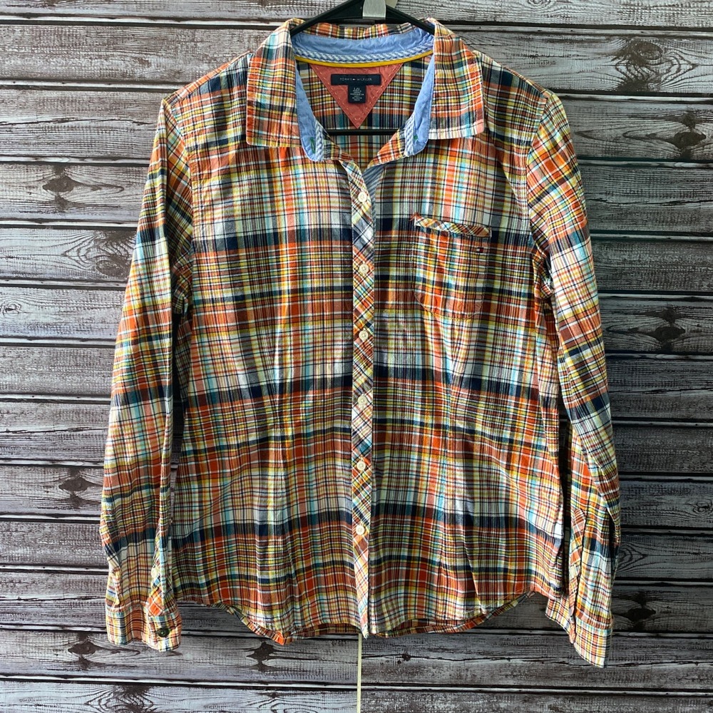 Tommy Hilfiger Women's Long-Sleeved Button-Down Top Size L Fitted Plaid Logo